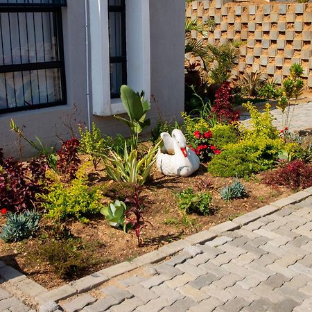 The Ultimate Lotus Apartment Manzini Exterior photo